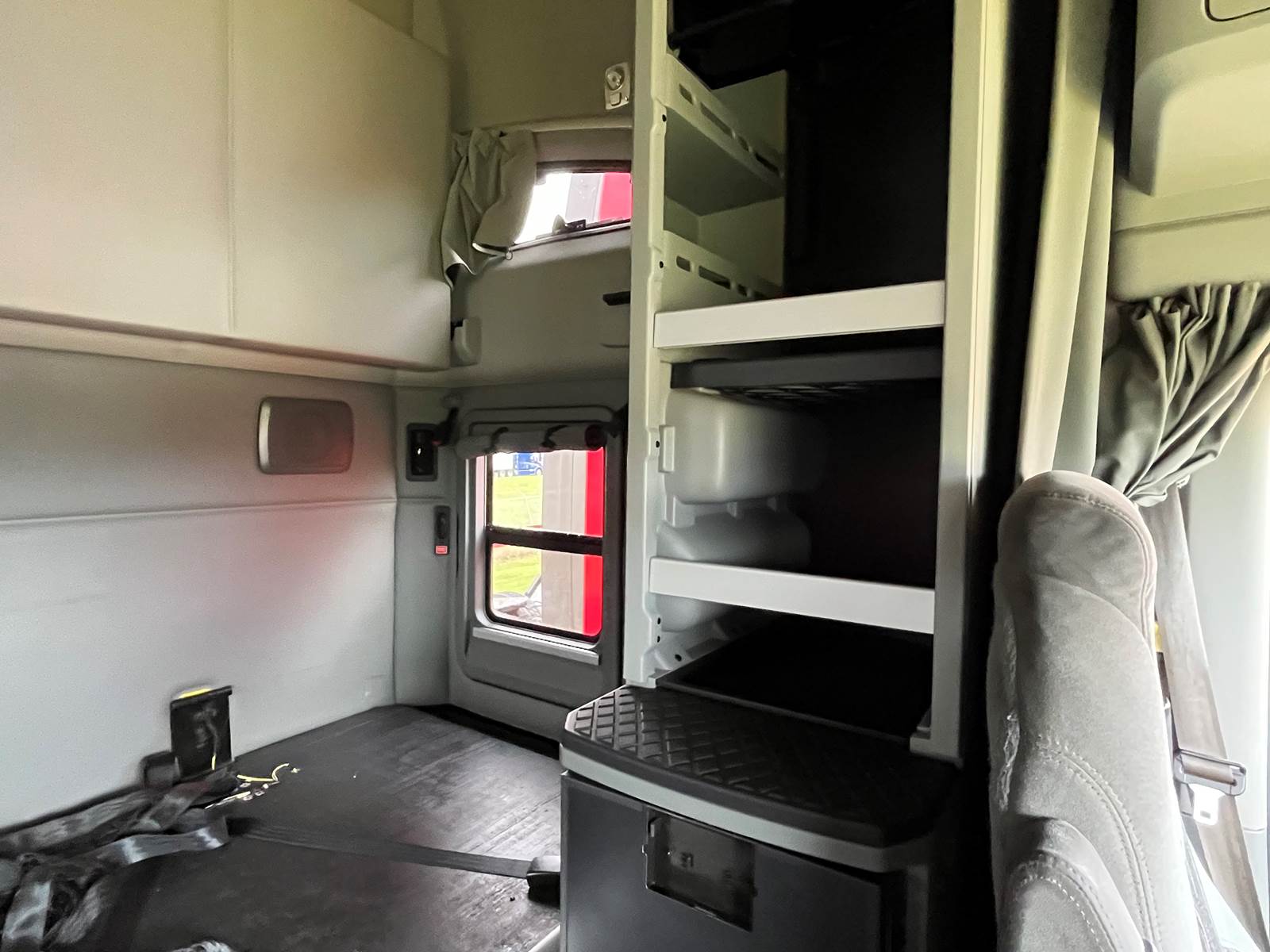 2019 Kenworth T680 Sleeper Semi Truck For Sale Strafford, MO HD