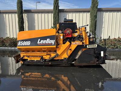 LeeBoy 8500B Asphalt Paver