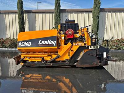 LeeBoy 8500B Asphalt Paver