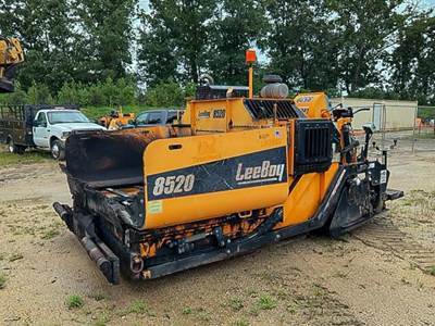 LeeBoy 8520 Asphalt Paver