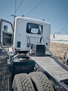 Peterbilt 579 Car Carrier Truck - Cummins