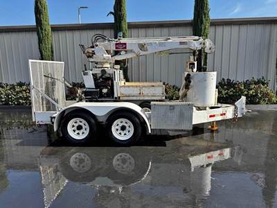 SDP EZ Hauler 2500 Tracked Digger Derrick