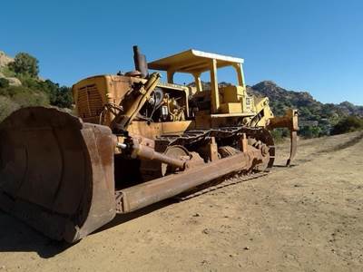 Caterpillar D9G Dozer