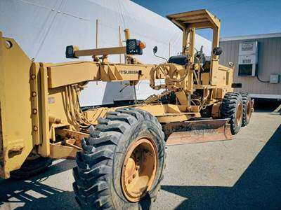 Mitsubishi MG400 Motor Grader