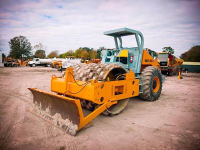 BOMAG BW213PDB-3 Padfoot Roller Compactor