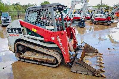 2019 Takeuchi TL6R Skid Steer