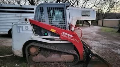 Takeuchi TL8 Skid Steer