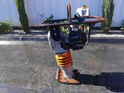 Multiquip MT65H Walk / Tow Behind Compactor