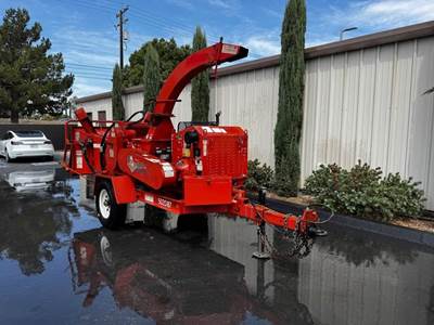 Morbark Beever M12RX Towable Wood Chipper