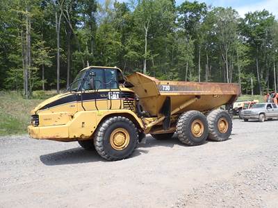 2006 CAT 730 Articulated Haul Truck