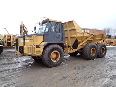 2000 John Deere 300C Articulated Haul Truck