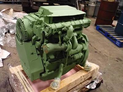 DEUTZ BF4L1011 Turbo Diesel Engine UNUSED!