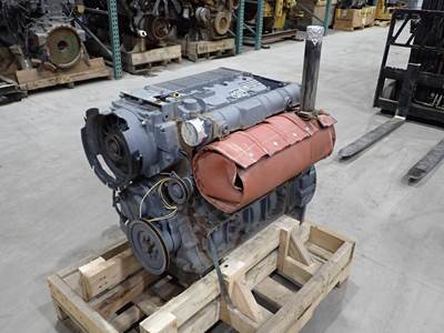 Deutz F4L2011 Engine
