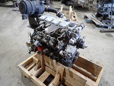 2009 Isuzu 4LE2 Diesel Engine 772 HOURS!