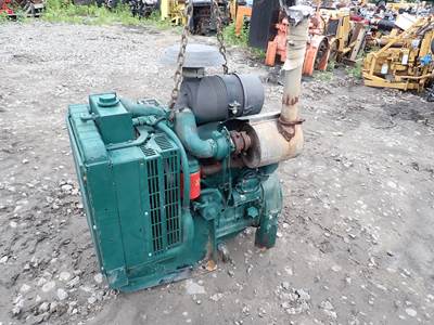 John Deere 4024TF281 Engine