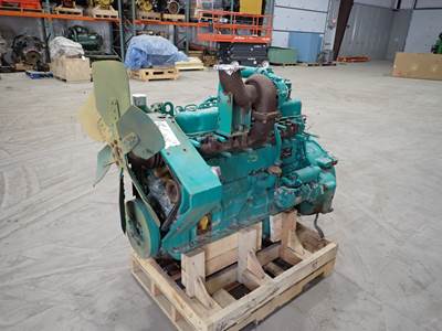 Komatsu S6D110-1 Turbo Diesel Engine 1401 HOURS!