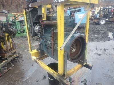 Kubota V4702 Diesel Engine RUNS MINT! VIDEO! Tractor M8580 Industrial 4702