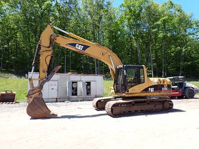 Caterpillar 320CL Excavator
