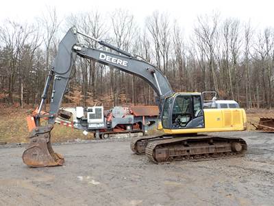 2020 John Deere 300G LC Hydraulic Excavator