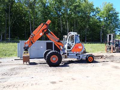 MENZI MUCK A91 Excavator