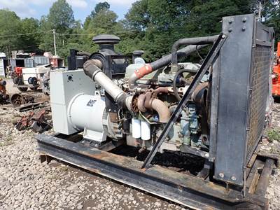2006 Detroit Diesel 350 KW Generator