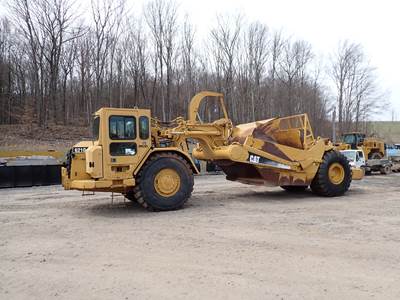 Caterpillar 621G Pull Scraper