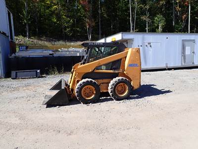 2005 Case 60XT Skid Steer Loader
