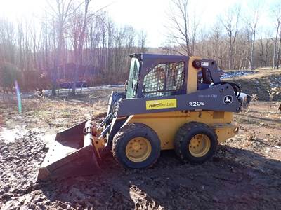 2015 John Deere 320E Skidsteer Loader LOW HRS! HI FLOW Q/C EROPS A/C 72" Bucket