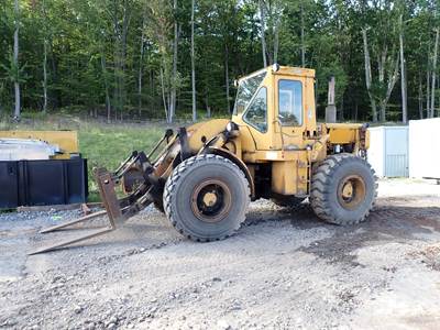 1976 CAT 950 Wheel Loader w/ FORKS
