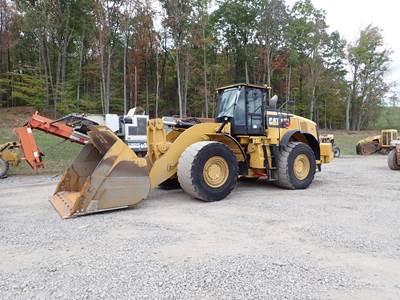 Caterpillar 982M Wheel Loader