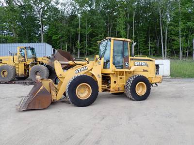 2001 John Deere 624H Wheel Loader
