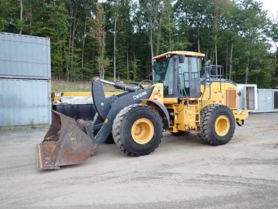 2021 John Deere 724P Wheel Loader QUICK COUPLER