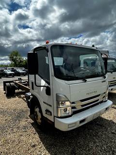 Isuzu NPR HD Box Truck