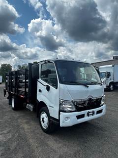 Hino 195 Flatbed Truck