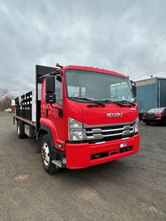 Isuzu FTR Flatbed Truck