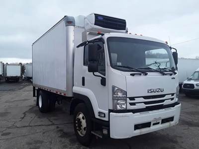 Isuzu FTR Refrigerated Truck - 215HP
