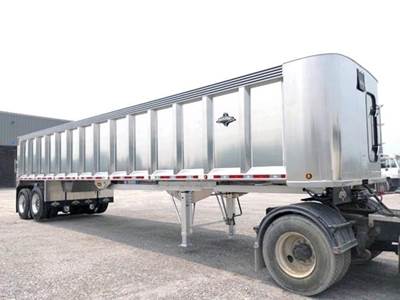 Trailstar 39 ft Frameless End Dump Trailer - Tandem Axle, Aluminum, Air Ride