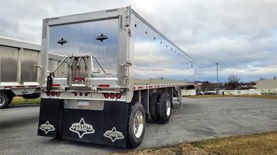 Trailstar 40 ft Frameless End Dump Trailer - Tandem Axle, Aluminum, Air Ride