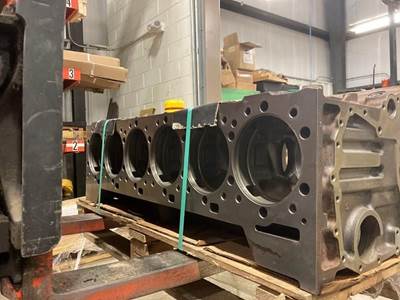 Caterpillar 3406E Engine