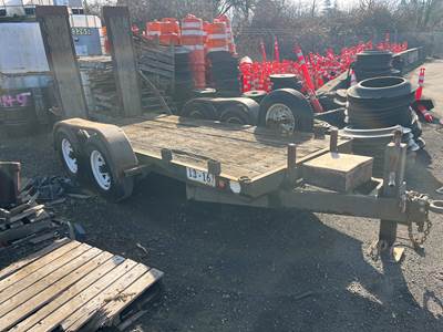 Motor Coach Industries (MCI) Equipment Transport Trailer