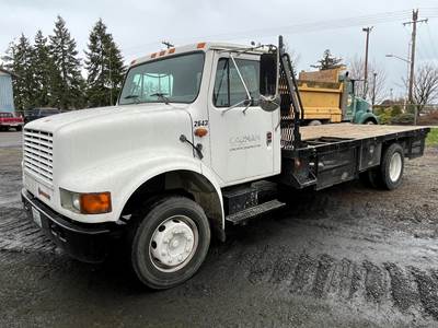 1990 International 4800lp Flatbed Truck