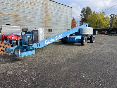 2006 Genie S-80 Man Lift