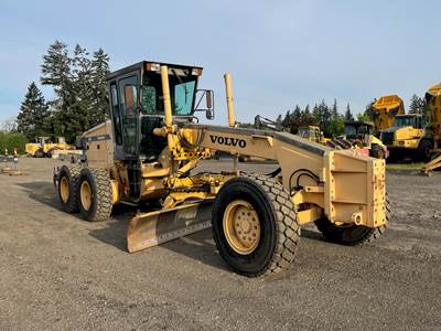 2001 Volvo G736 Motor Grader