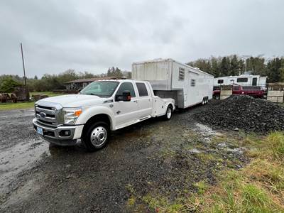 2004 Forest River Toy Hauler / Living Space Trailer