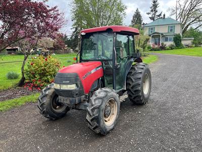 Case IH JX1075C Tractor