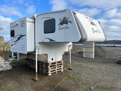 2017 Adventurer LP Camper eagle cap 1200