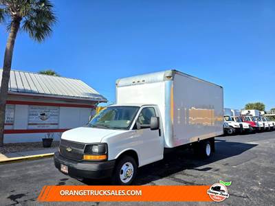 Chevrolet Express 3500 Box Truck - Automatic