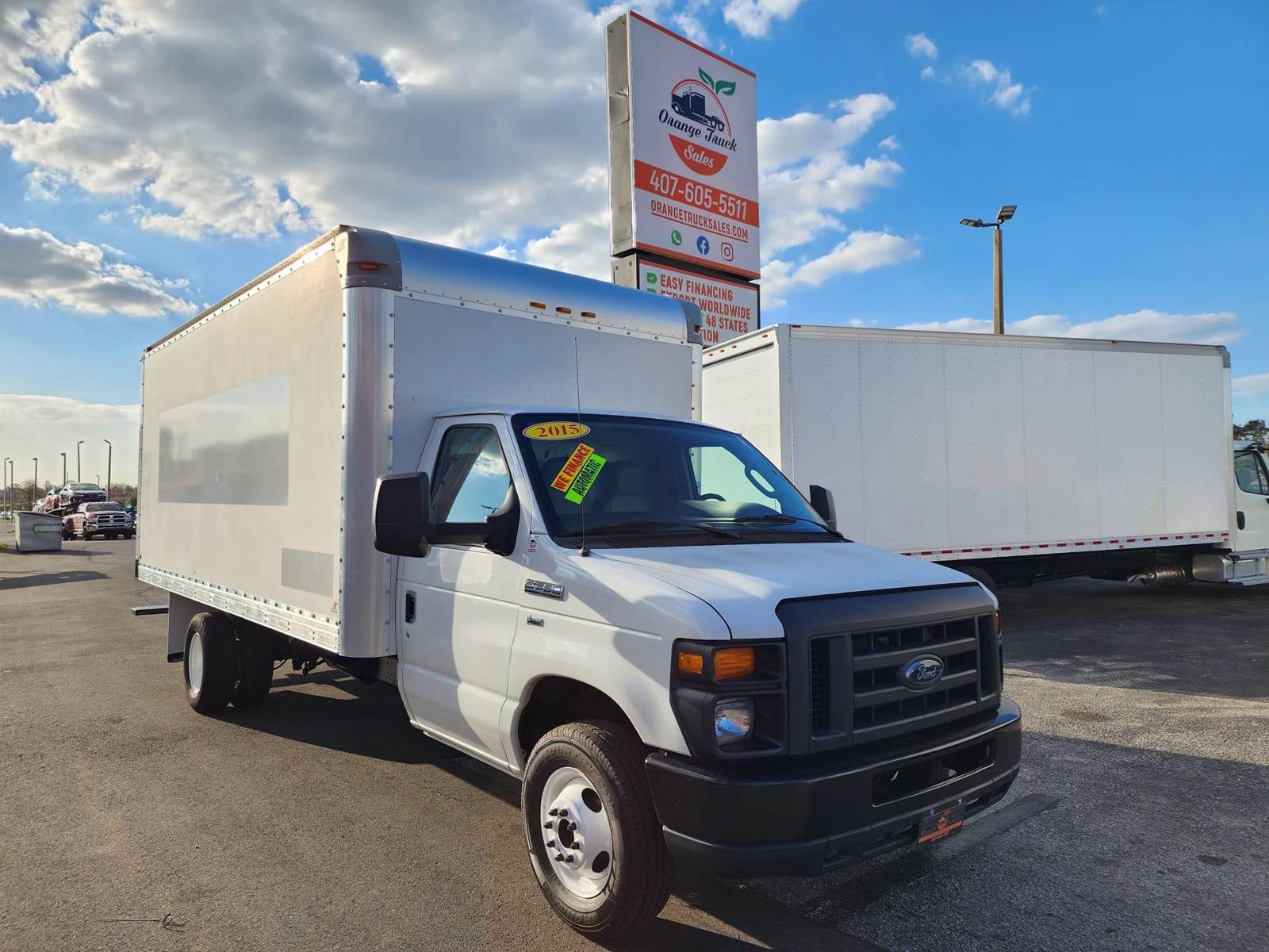 2015 Ford E350 Box Truck Automatic, Roll up Door For Sale, 171,990