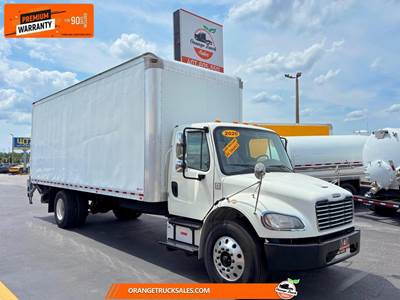 Freightliner M2 106 24 ft Box Truck - 220HP, Automatic, Liftgate
