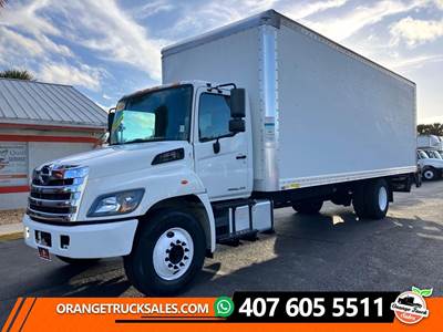 Hino 268A 26 ft Box Truck - 230HP, 6 Speed Automatic, Liftgate